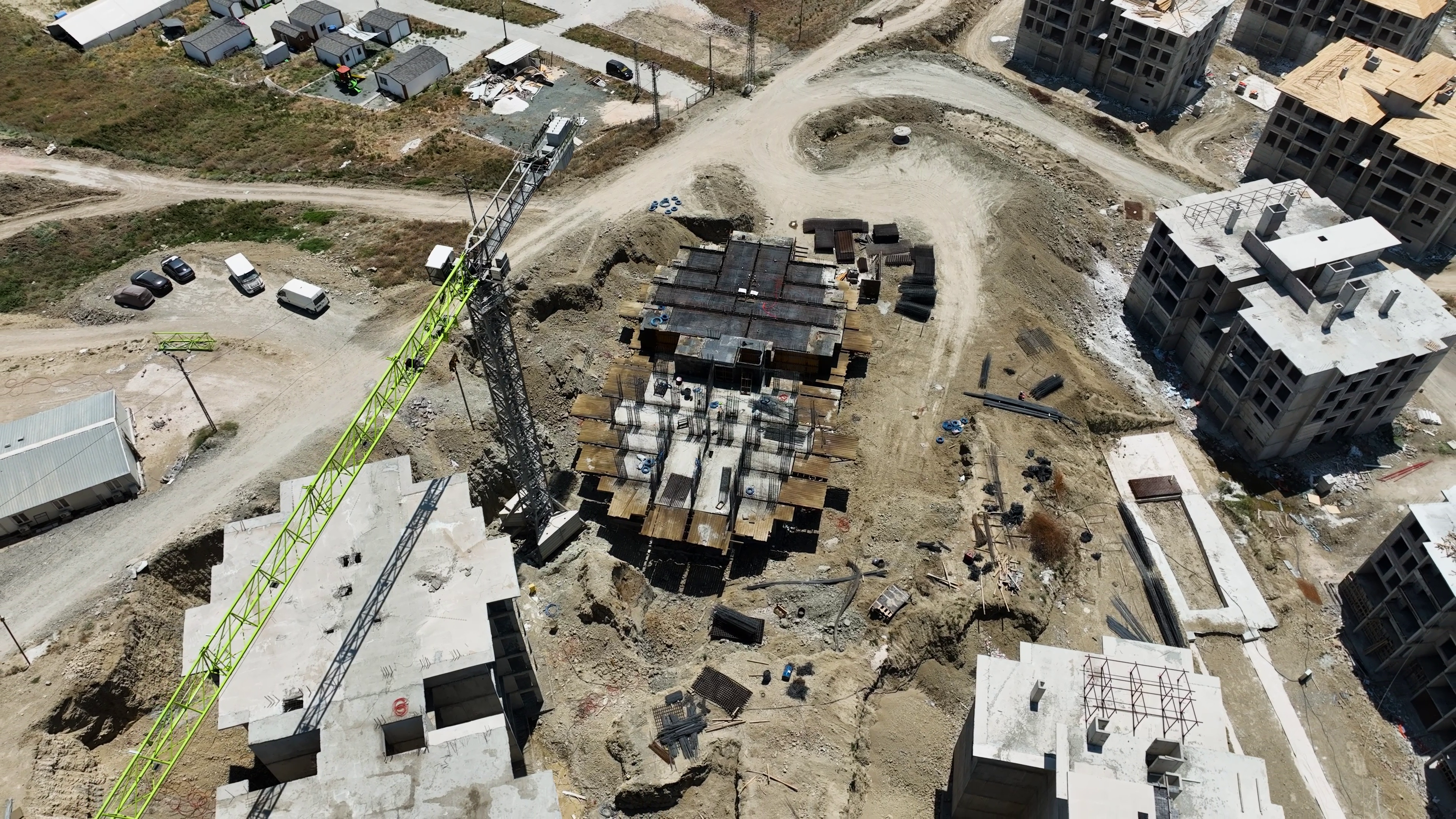 HATAY’DA GÜNEŞ YENİDEN DOĞUYOR