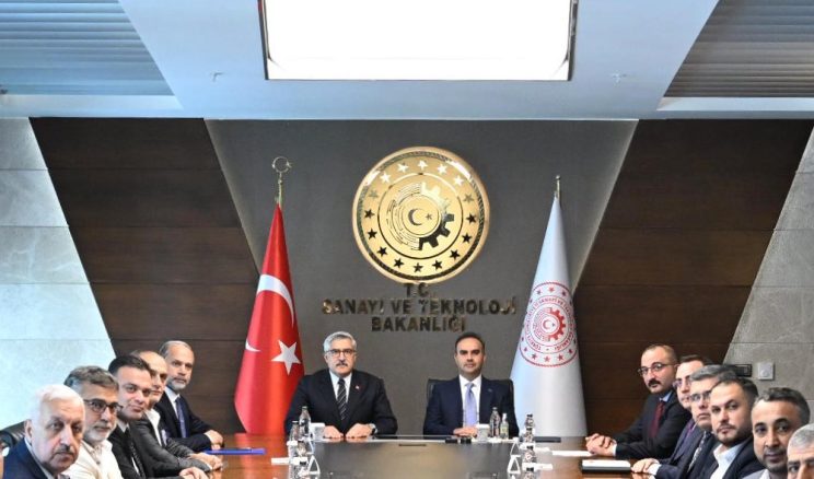 “HATAY’IN SANAYİ VE TİCARET GELECEĞİ MASADA”