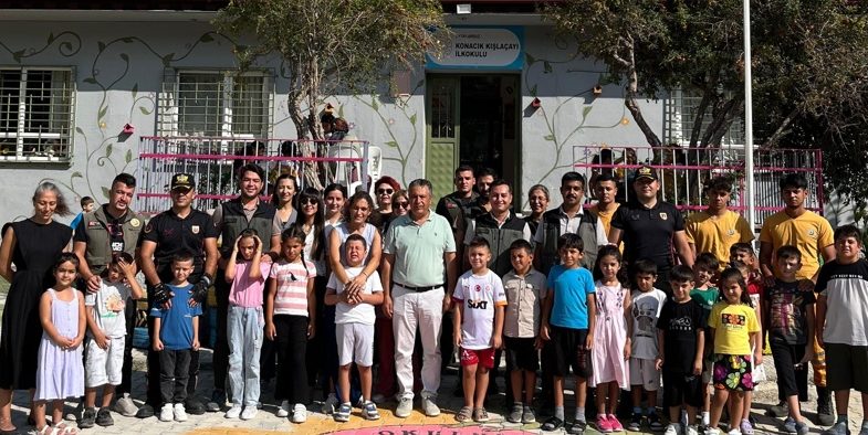 HER ÇOCUK BİR FİDAN, İLK DERS YEŞİL VATAN