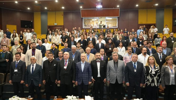 HMKÜ’DE DİŞ HEKİMLİĞİ SEMPOZYUMU GERÇEKLEŞTİRİLDİ