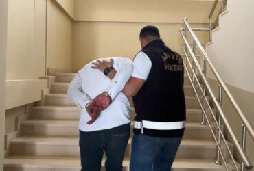 50 YIL 3 AY HAPİS CEZASIYLA ARANAN ŞAHIS YAKALANDI